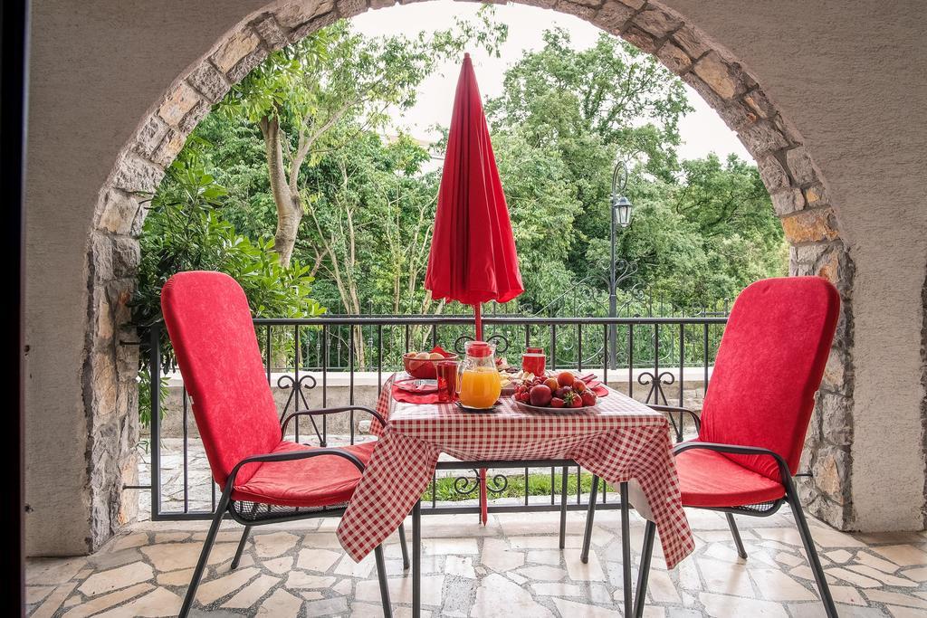 Guesthouse Villa Maria マリンスカ エクステリア 写真